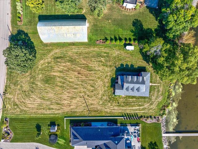 5114 Reynolds Avenue, Waunakee, WI 53597