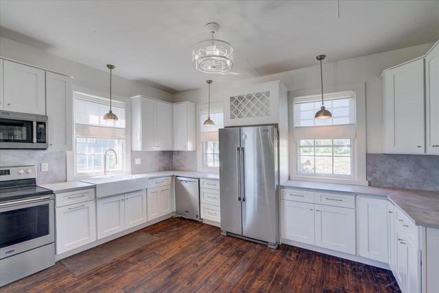 5114 Reynolds Avenue, Waunakee, WI 53597