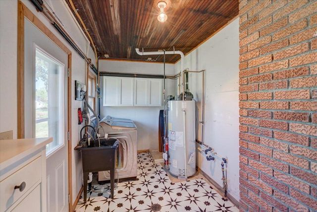 5114 Reynolds Avenue, Waunakee, WI 53597