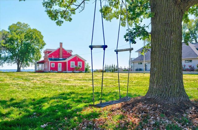 5114 Reynolds Avenue, Waunakee, WI 53597