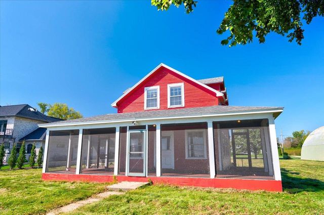 5114 Reynolds Avenue, Waunakee, WI 53597