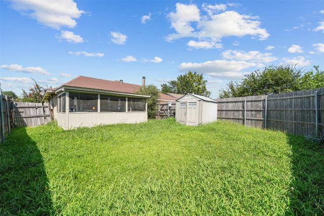 106 E Schreiber Street, Garland, TX 75040