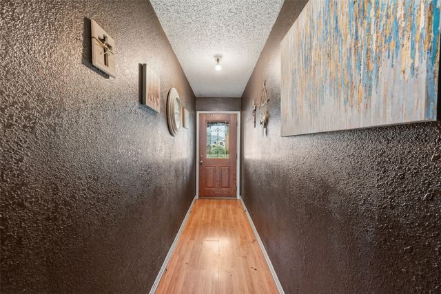 106 E Schreiber Street, Garland, TX 75040
