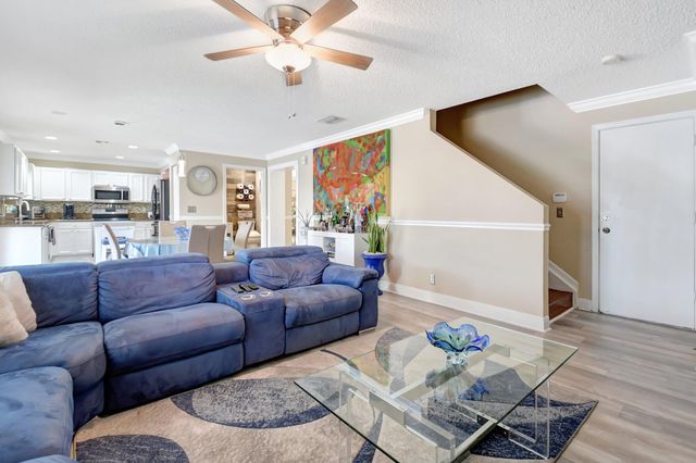 6755 Rainwood Cove Lane, Lake Worth, FL 33463