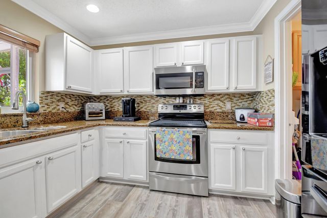 6755 Rainwood Cove Lane, Lake Worth, FL 33463