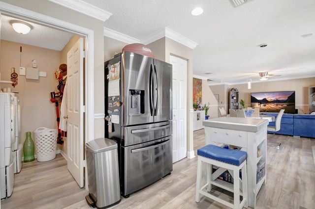 6755 Rainwood Cove Lane, Lake Worth, FL 33463