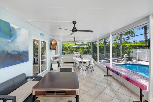 6755 Rainwood Cove Lane, Lake Worth, FL 33463