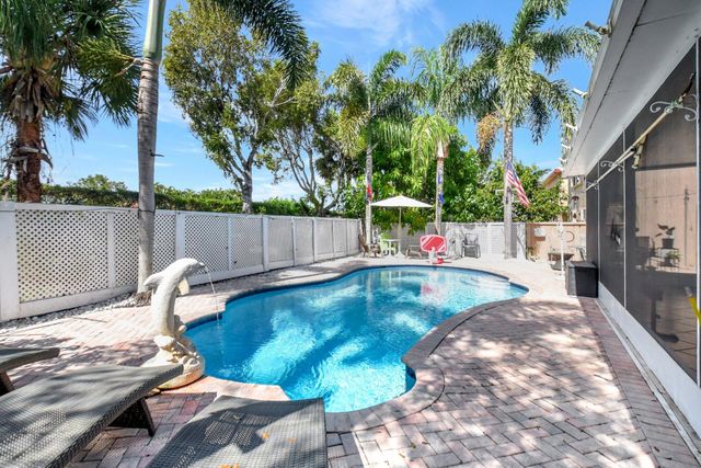 6755 Rainwood Cove Lane, Lake Worth, FL 33463