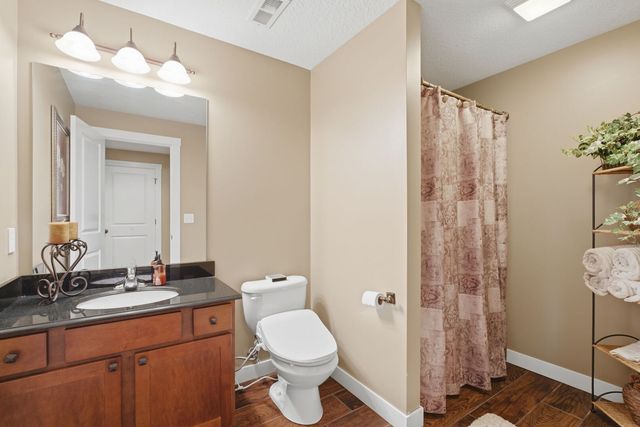 5679 Appleton Road, Bettendorf, IA 52722
