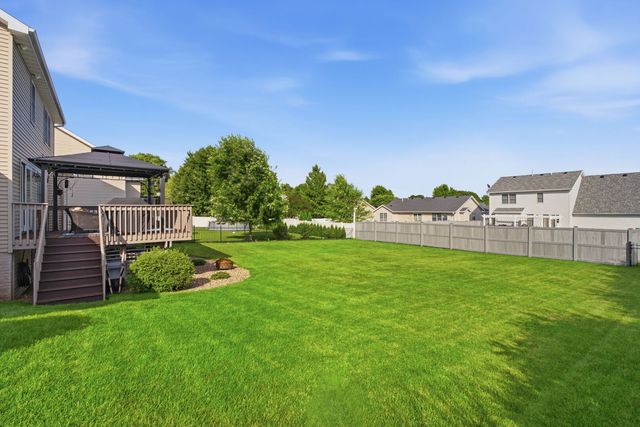 5679 Appleton Road, Bettendorf, IA 52722