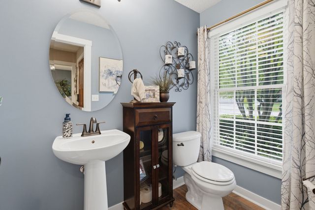 5679 Appleton Road, Bettendorf, IA 52722