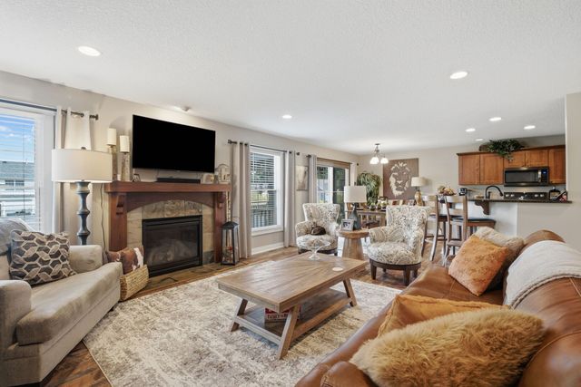 5679 Appleton Road, Bettendorf, IA 52722