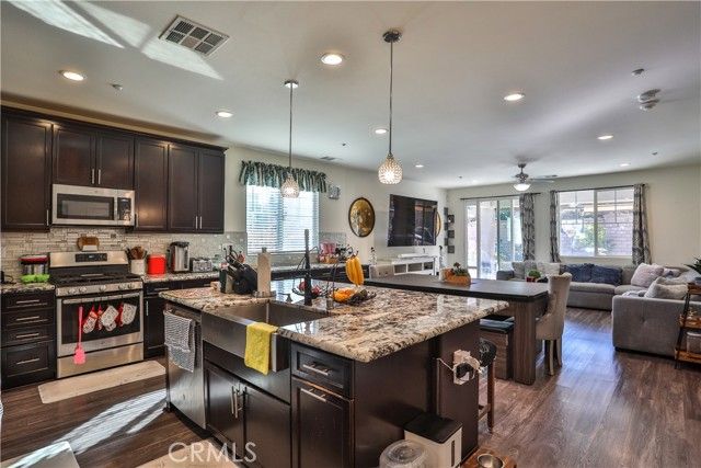 2800 Crocus, Palmdale, CA 93551