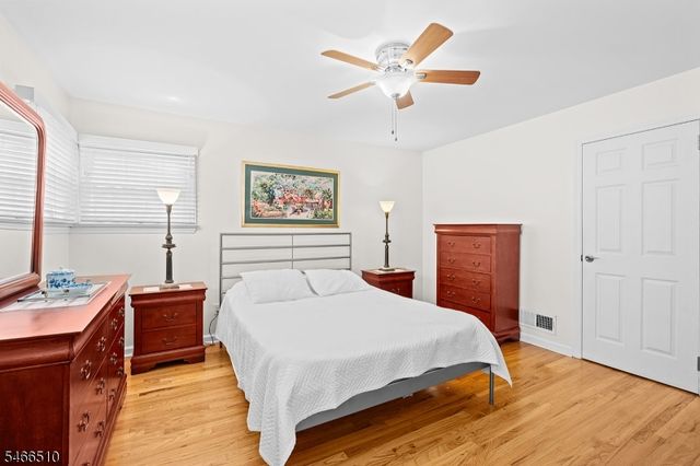 16 Pavonia Ave, Kearny Town, NJ 07032