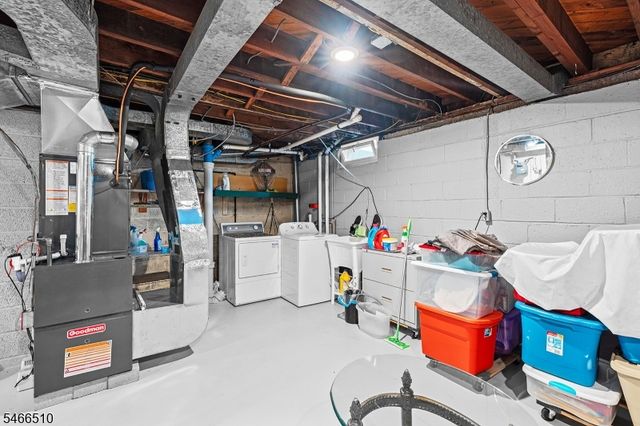 16 Pavonia Ave, Kearny Town, NJ 07032