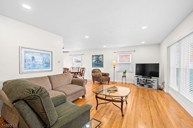 16 Pavonia Ave, Kearny Town, NJ 07032