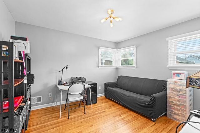 16 Pavonia Ave, Kearny Town, NJ 07032