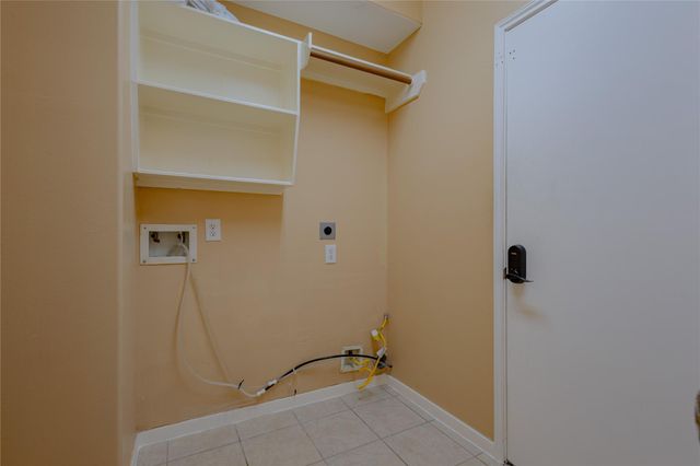 1011 Jasons Bend Drive, Sugar Land, TX 77479