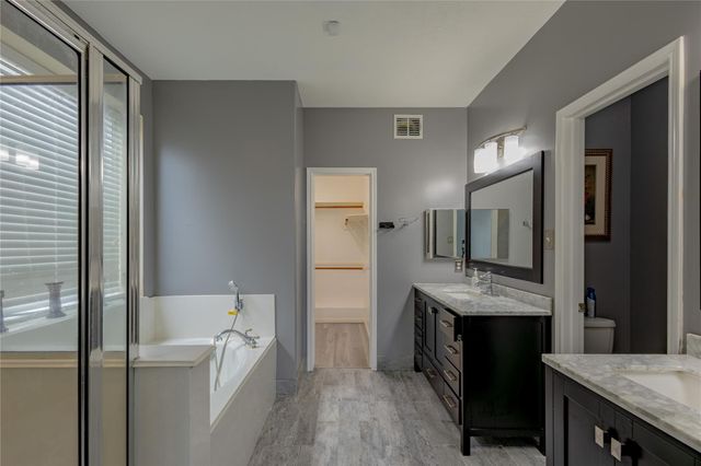 1011 Jasons Bend Drive, Sugar Land, TX 77479