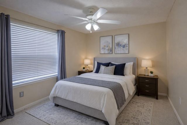 1011 Jasons Bend Drive, Sugar Land, TX 77479