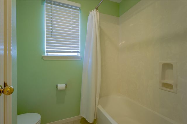 1011 Jasons Bend Drive, Sugar Land, TX 77479