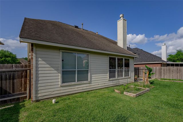 1011 Jasons Bend Drive, Sugar Land, TX 77479