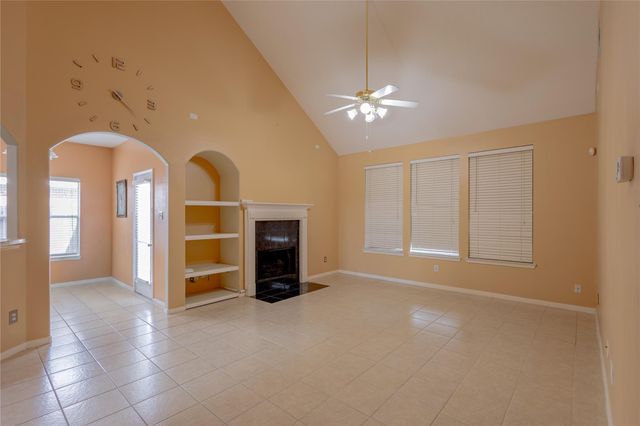 1011 Jasons Bend Drive, Sugar Land, TX 77479