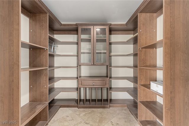 3789 Gershon Court, Las Vegas, NV 89121