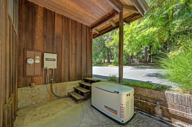 4460 Nishinam Trl, Garden Valley, CA 95633