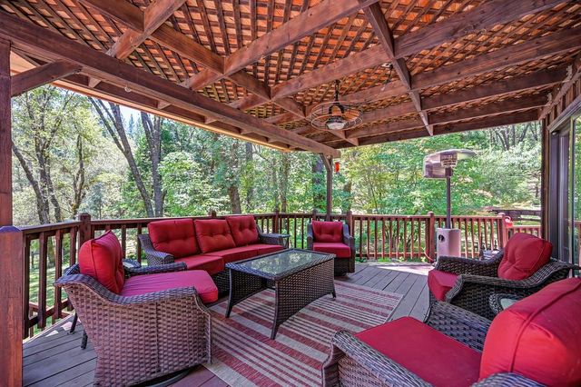 4460 Nishinam Trl, Garden Valley, CA 95633