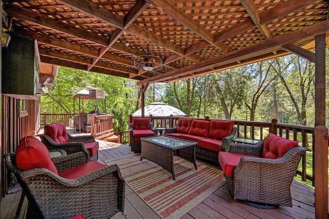 4460 Nishinam Trl, Garden Valley, CA 95633