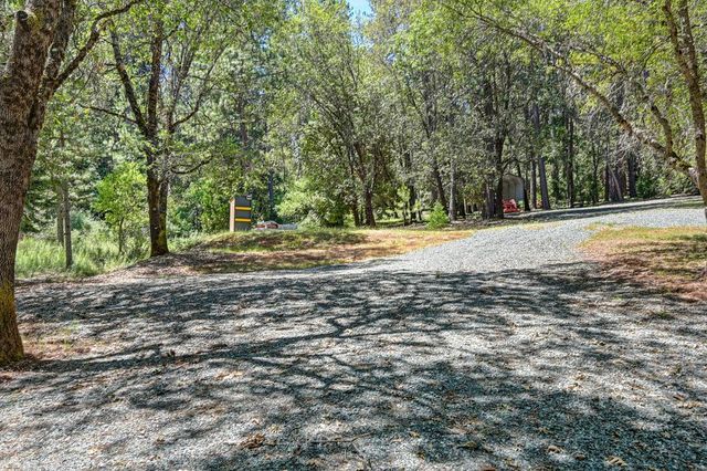 4460 Nishinam Trl, Garden Valley, CA 95633