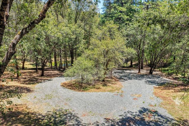 4460 Nishinam Trl, Garden Valley, CA 95633