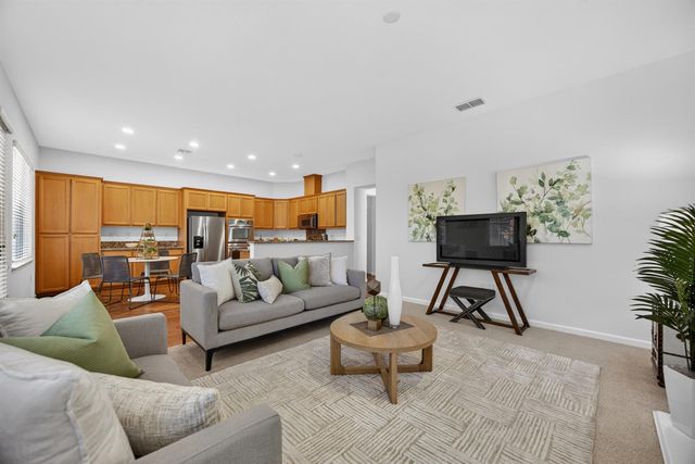 1590 Benvenito Ln, Lincoln, CA 95648