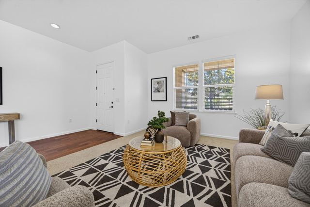1590 Benvenito Ln, Lincoln, CA 95648
