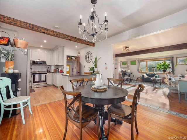 14 Hillside Avenue, Suffern, NY 10901