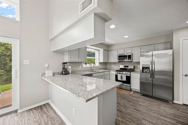 7415 Cavesson Drive, Cypress, TX 77433