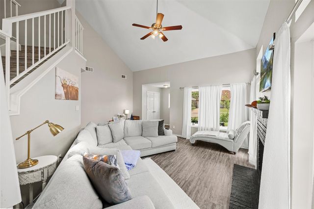 7415 Cavesson Drive, Cypress, TX 77433