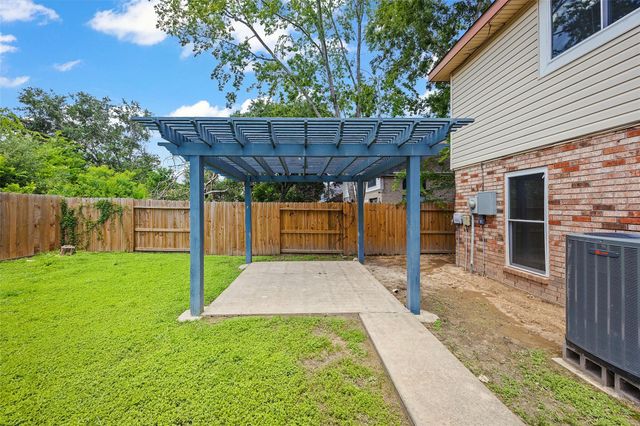 7415 Cavesson Drive, Cypress, TX 77433