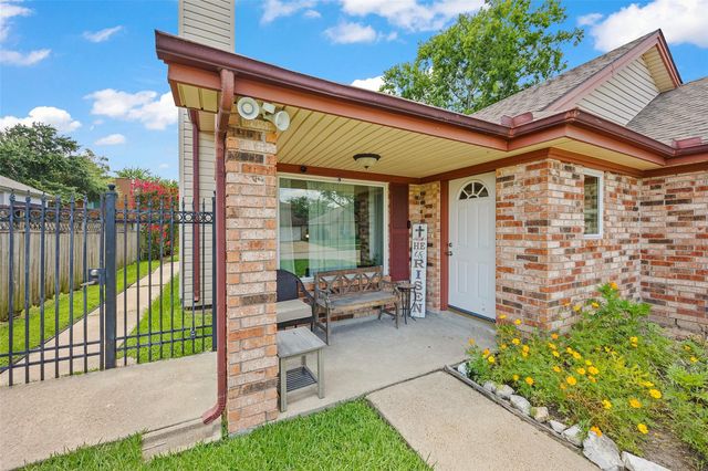 7415 Cavesson Drive, Cypress, TX 77433