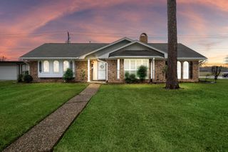 4912 Goose Creek Drive, Baytown, TX 77521