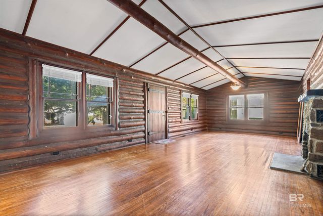 107 S Bayview Street, Fairhope, AL 36532