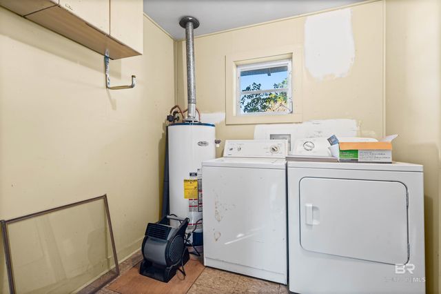 107 S Bayview Street, Fairhope, AL 36532