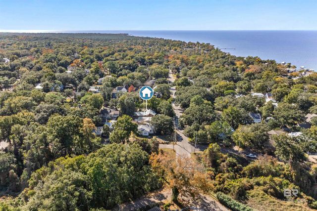 107 S Bayview Street, Fairhope, AL 36532