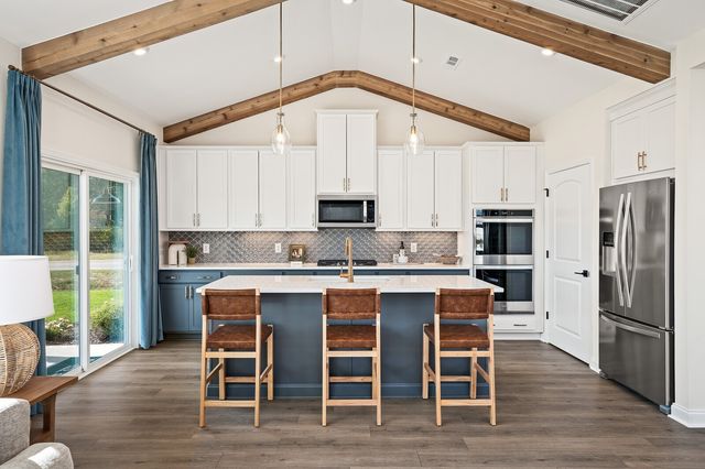 7689 Hatcher Heights Dr, Fairview, TN 37062