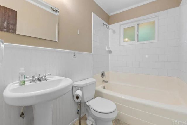 2128 Bautista Ave, Vista, CA 92084