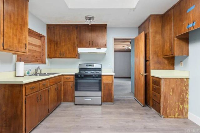 2128 Bautista Ave, Vista, CA 92084