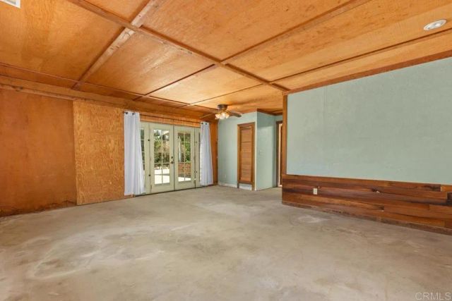 2128 Bautista Ave, Vista, CA 92084