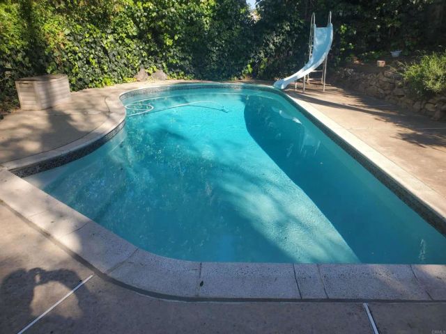 2128 Bautista Ave, Vista, CA 92084
