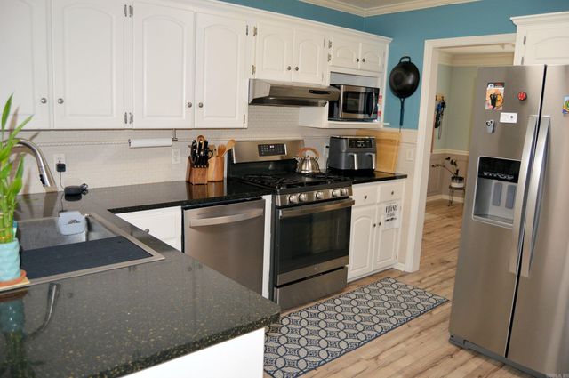 9 Vail, Maumelle, AR 72113